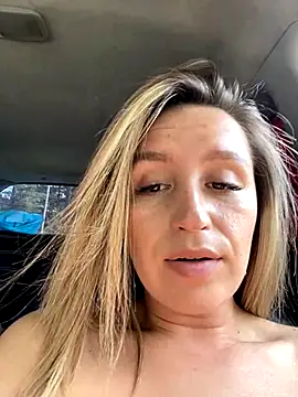 StasyWood xxx strip on cam for live porn chat