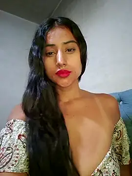 Valentinne_z xxx strip on cam for live porn chat