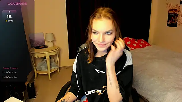 _viky_lee xxx strip on cam for live porn chat