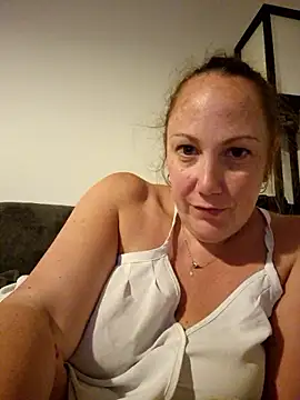 Wisie_Cutie xxx strip on cam for live porn chat