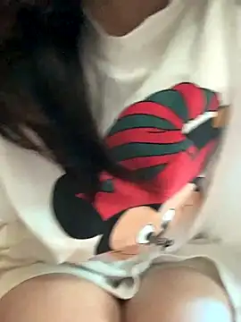 Yanzin502 xxx strip on cam for live porn chat