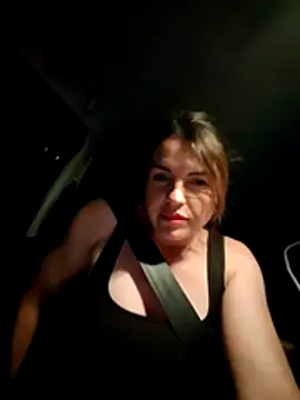 Deadelia xxx strip on cam for live porn chat