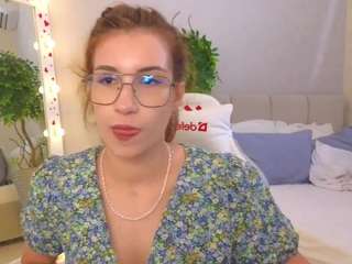 ElizabetRoberts nude before cam. Free Live Sex Chat Room