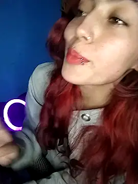 Kattytaylor_ xxx strip on cam for live porn chat