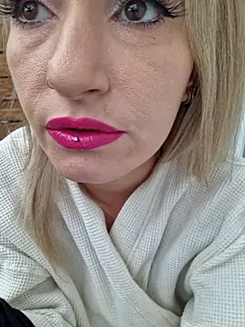 GangBangKitty xxx strip on cam for live porn chat