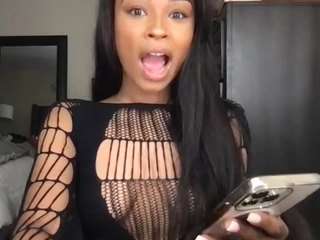 yourdreamdoll nude before cam. Free Live Sex Chat Room