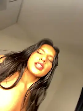 Dulceeany xxx strip on cam for live porn chat