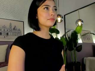 Elle Diane , ? nude before cam. Free Live Sex Chat Room