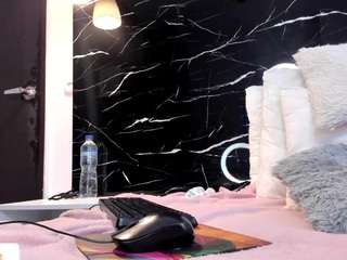 LIZ BIG ASS nude before cam. Free Live Sex Chat Room