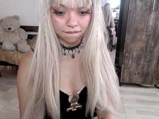 emerald00 nude before cam. Free Live Sex Chat Room