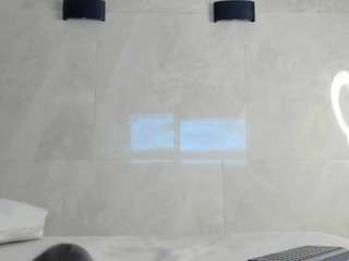 Emilia-Cowell nude before cam. Free Live Sex Chat Room