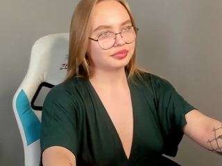 Mia-Raspberry nude before cam. Free Live Sex Chat Room