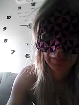 Porcedda38 xxx strip on cam for live porn chat