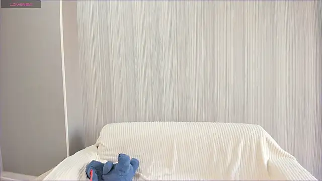 Yumiko_chan xxx strip on cam for live porn chat