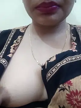 Aaradhya xxx strip on cam for live porn chat