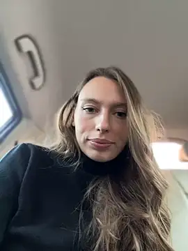 AlisaMur xxx strip on cam for live porn chat