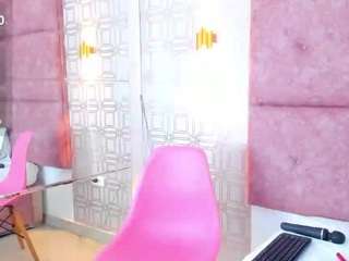 Madison, ? nude before cam. Free Live Sex Chat Room