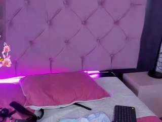 Moraa26 nude before cam. Free Live Sex Chat Room