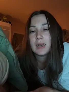 NotShyShow xxx strip on cam for live porn chat