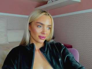Annette-Smith nude before cam. Free Live Sex Chat Room