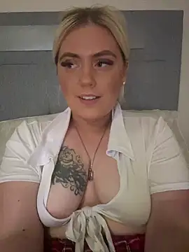 Blondiee3088 xxx strip on cam for live porn chat