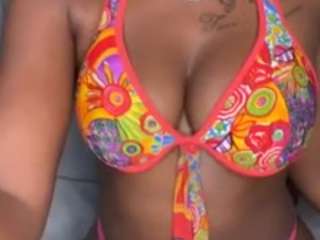 LieonEss nude before cam. Free Live Sex Chat Room