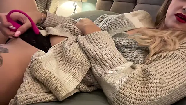 LustfulLuna_ xxx strip on cam for live porn chat