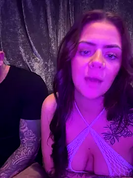 Charliefuckscam xxx strip on cam for live porn chat