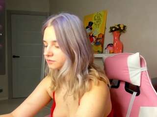 EmilyPaws nude before cam. Free Live Sex Chat Room