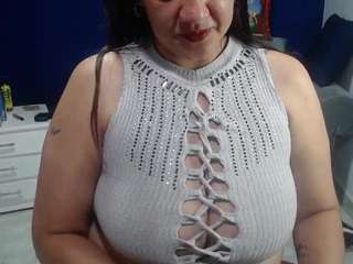 Ninimaturehot69 nude before cam. Free Live Sex Chat Room