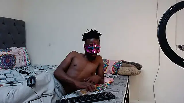 SHANTYBABE xxx strip on cam for live porn chat
