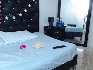 skynylener nude before cam. Free Live Sex Chat Room