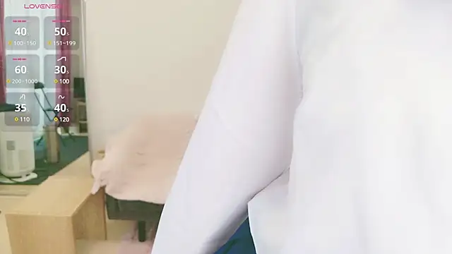 Suzu_chan_o0 xxx strip on cam for live porn chat