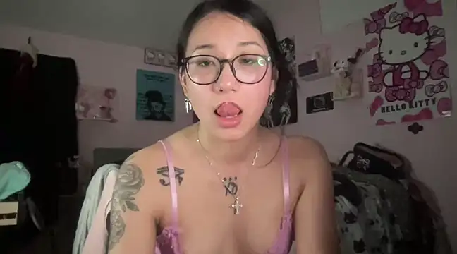 Tokyobaby xxx strip on cam for live porn chat