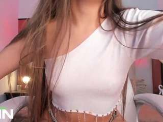 Brunettee-1 nude before cam. Free Live Sex Chat Room