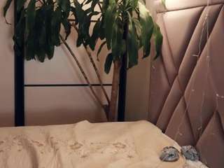 ElvaCrock nude before cam. Free Live Sex Chat Room
