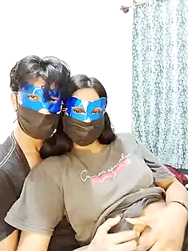 Ind-Love xxx strip on cam for live porn chat