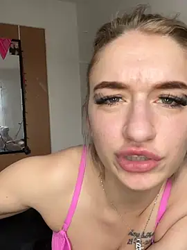 Irishivyxx xxx strip on cam for live porn chat