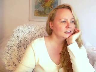 LauraSky nude before cam. Free Live Sex Chat Room