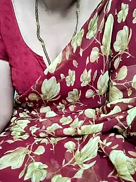 Sunitha-3 xxx strip on cam for live porn chat