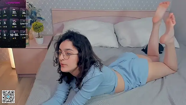 AftonEdgin xxx strip on cam for live porn chat