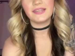 ForeverLexi nude before cam. Free Live Sex Chat Room