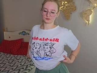 HollisCordner nude before cam. Free Live Sex Chat Room