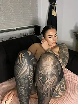 Mia-Bremer xxx strip on cam for live porn chat