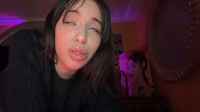 ORLA86 xxx strip on cam for live porn chat
