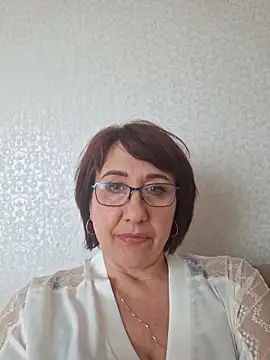 Tatiana4631 xxx strip on cam for live porn chat