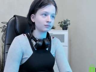 AlinaMills nude before cam. Free Live Sex Chat Room