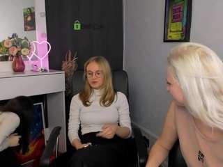 dakota-yours nude before cam. Free Live Sex Chat Room