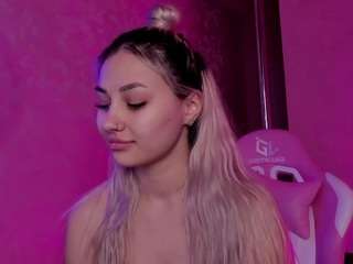 Mary-Blairs nude before cam. Free Live Sex Chat Room