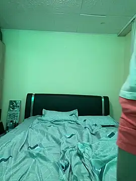 NennaAndPhilip xxx strip on cam for live porn chat